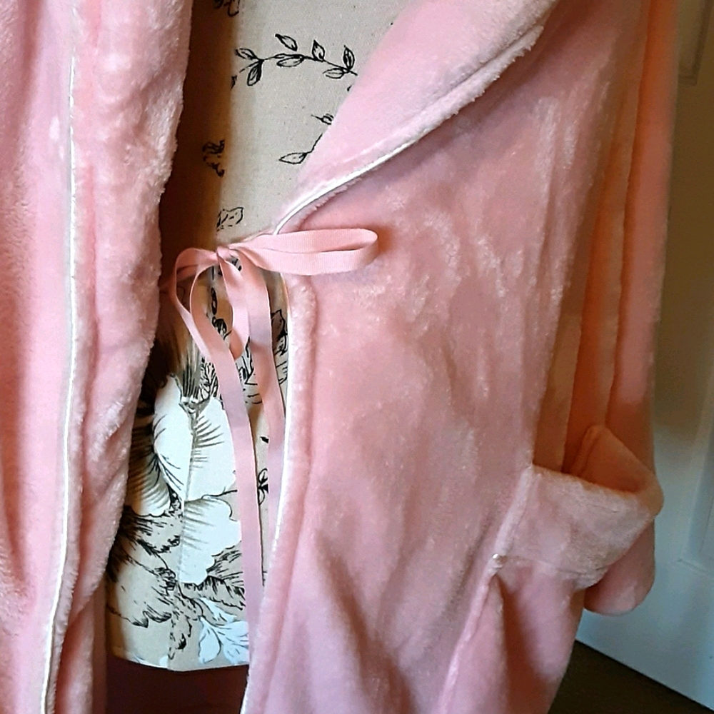 🌸 Liz Claiborne Robe - Picture 4 of 4